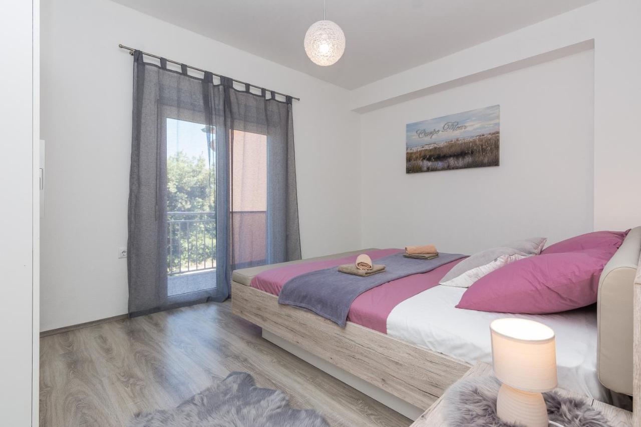 Apartments Marko ซูโกชัน ภายนอก รูปภาพ